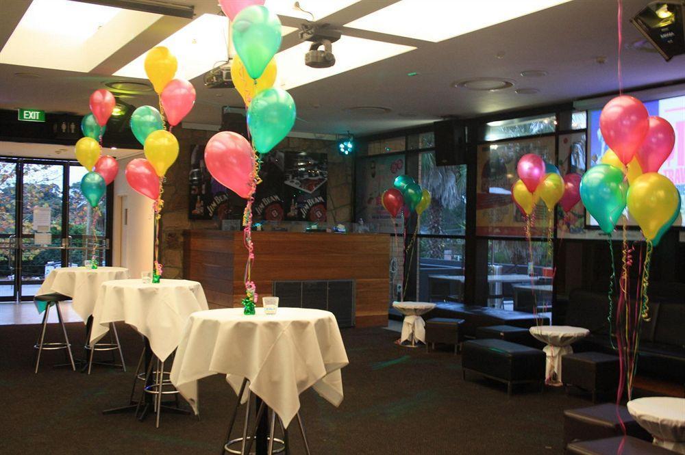 Nightcap At The Ranch Hotel Macquarie Park 외부 사진